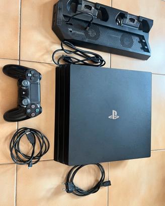 Ps4 pro piu base ricarica
