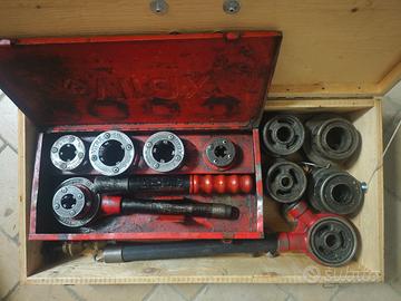 Filiera manuale a cricco