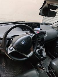 lancia Ypsilon del 2012 diesel  95 cavalli 