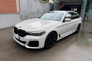 BMW 520 G31d Touring LCI mhev 48V xdrive Msport au