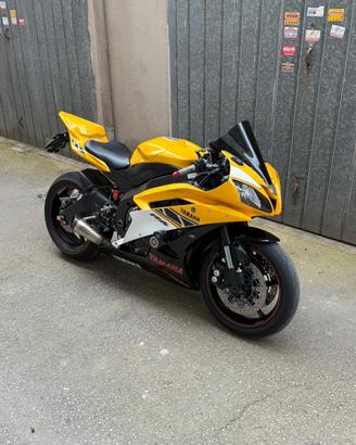 Yamaha R6 laguna seca