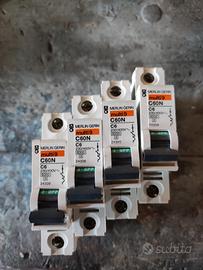 interruttore magneto termico 6 A