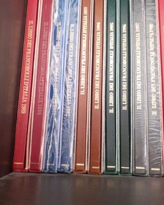 Francobolli i libri delle poste nuovi