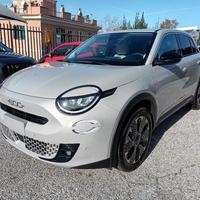 Fiat 600 Hybrid 110 CV DCT MHEV La Prima