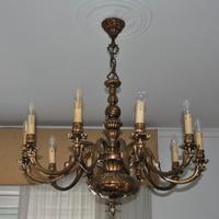 lampadario in bronzo