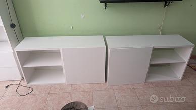 mobile Ikea e divano