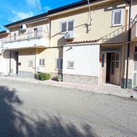 Ampia autonoma ecosostenibile casa Tricarico