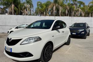 Lancia Ypsilon 1.0 FireFly Gold 12/2020