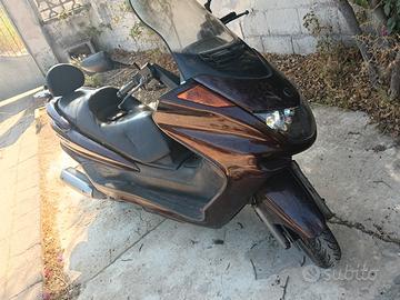 Scooter Majesty 250 del 2001