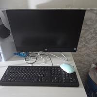 PC fisso compreso di tastiera