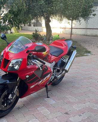 Honda vtr sp1 -27.000km - pari al nuovo