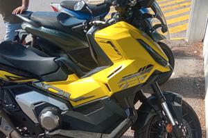 Honda X-ADV 750 - 2025