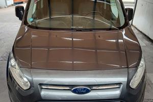 Ford Tourneo Connect 1.5 TDCi 120 CV Plus