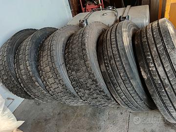 GOMME CAMION 315/70 r 22.5