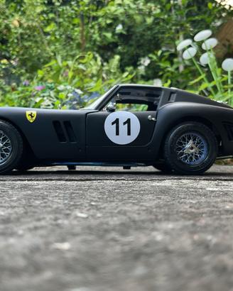Ferrari 250 GTO ‘62 Black 1/18