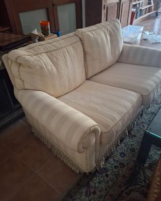 Due divani due posti