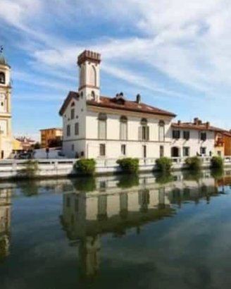 Trezzano S.N. monolocale 60mq con balcone completo