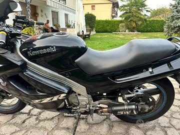 Kawasaki ZZ250