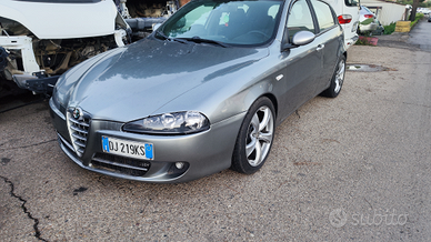 Alfa romeo 147 Q2