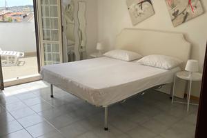 Vista mare, nuovissima, centrale e a 50m dal mare