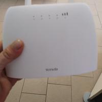 ROUTER TENDA 4G LTE