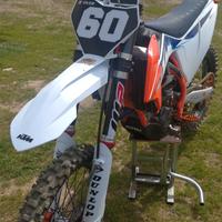 KTM 350 SX-F 2022 con 45 ore