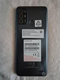 Smartphone ZTE blade A52 + caricab. + auricolari
