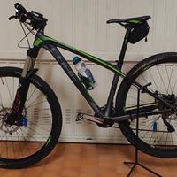 MTB Cube carbonio 