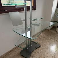Scrivania design in vetro e metallo