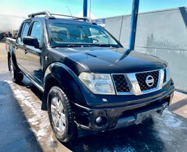 Nissan Navara -cambio automatico doppia cabina