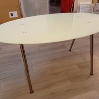 tavolo in vetro temperato