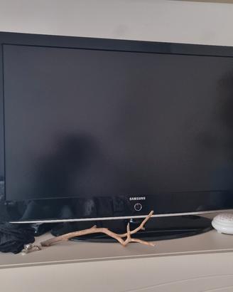 TV LCD 46" SAMSUNG LE46S8