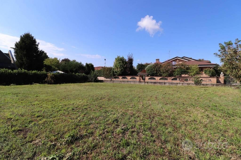 Terreno di 750 m² a Misinto - Vista 5