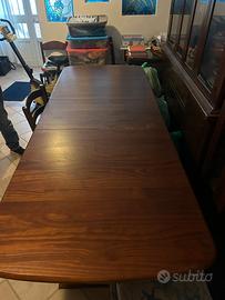 TAVOLO ALLUNGABILE IN LEGNO MASSICCIO