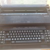 Macchina da scrivere elettronica Olivetti ET112