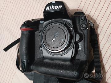 Nikon d2xs - 27.000 scatti 