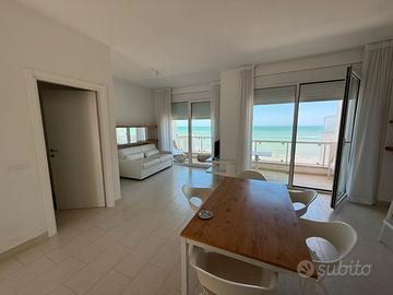 Appartamento - Fronte mare