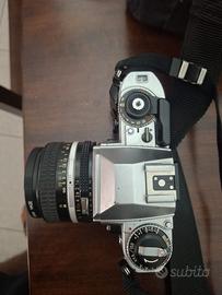 Fotocamera Reflex Vintage Nikon FG + Obiettivo Ni