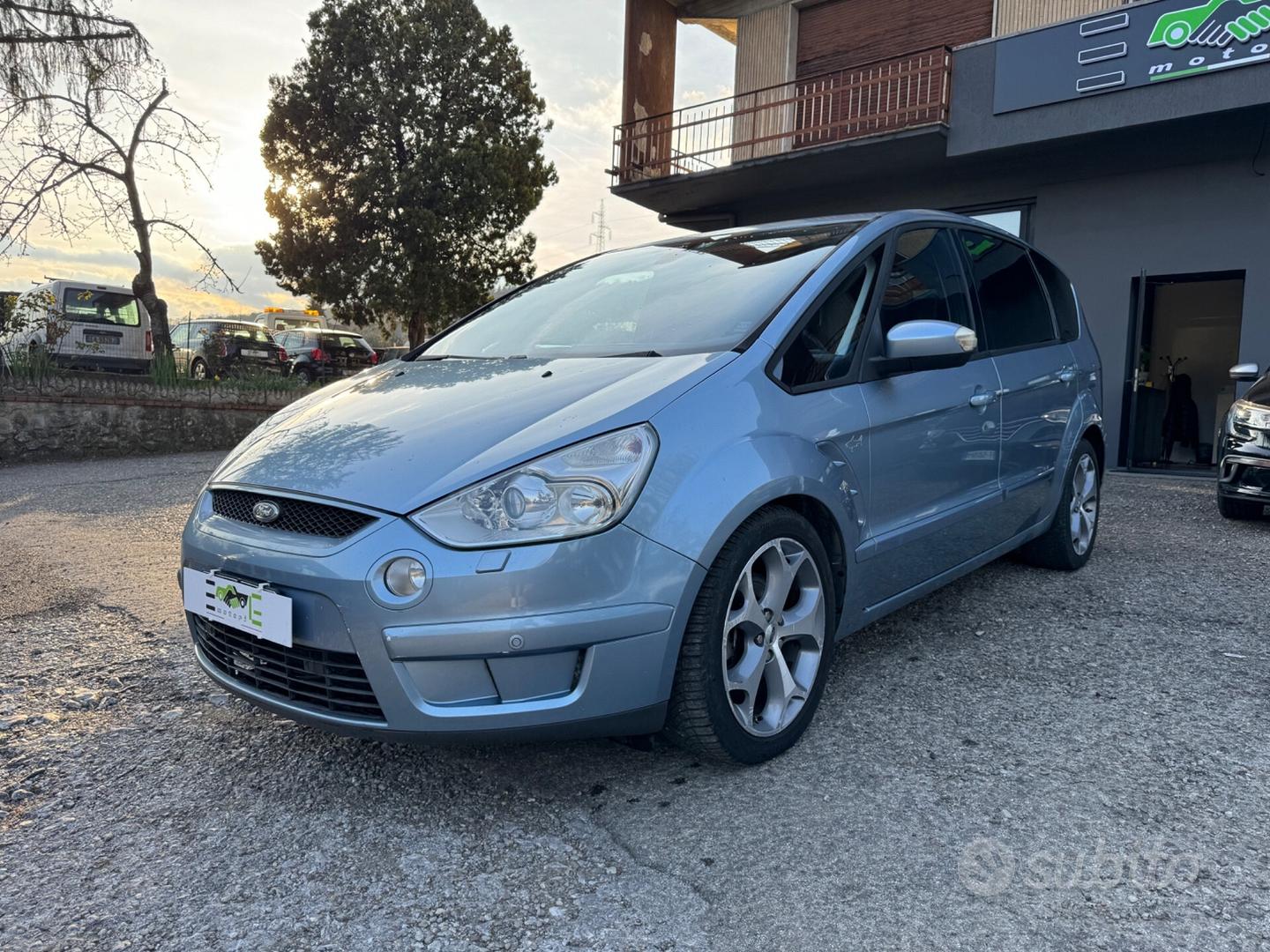 Subito E.M.G MOTORI AREZZO Ford S Max 2.0 TDCi 140CV Titanium