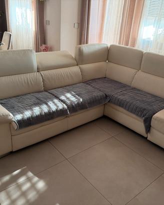 Divano angolare in ecopelle