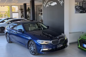 Bmw 530d xDrive Luxury 265cv STRAFUL !!