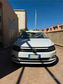 Volkswagen Polo 1.0 TGI 2018 INCIDENTATA