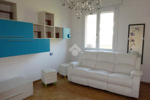 3 LOCALI A FERRARA