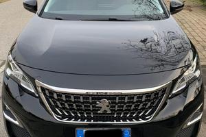 Peugeot 3008 Allure 1.2 benzina 2020
