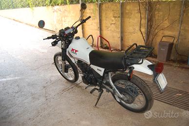 Yamaha XT 550