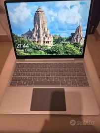 Microsoft Surface Laptop Go con Intel Core i5