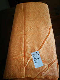 Scampolo tessuto crespato arancione