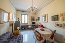 bilocale-ristrutturato-con-balcone