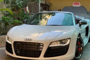 Audi R8 Spyder 5.2 V10 FSI quattro R tronic