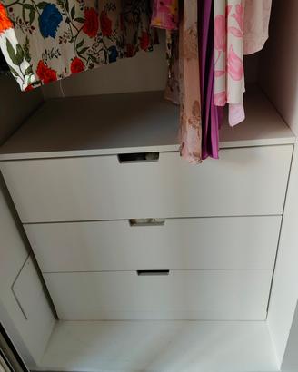 tre cassettiere ikea